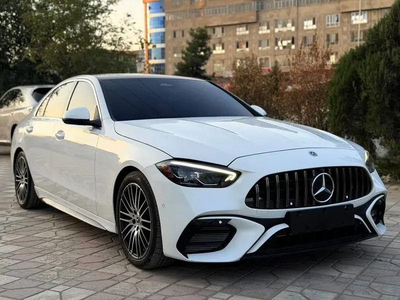 Mercedes-Benz C300 4Matic AMG 2022 (3)