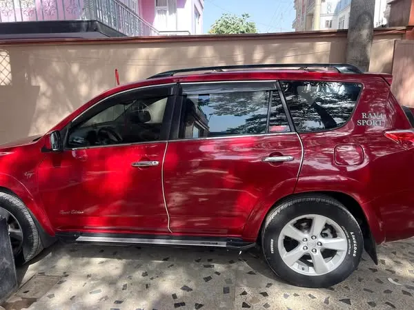 Toyota RAV4 2006 (1)