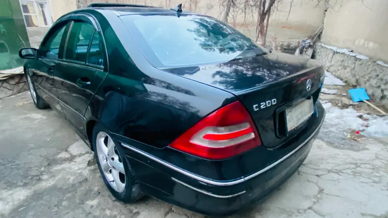 Mercedes-Benz 2005 (3)