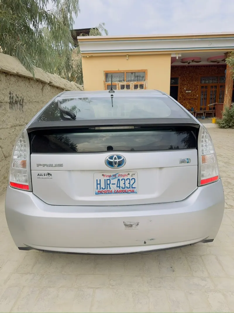 Toyota Prius 2010 (2)