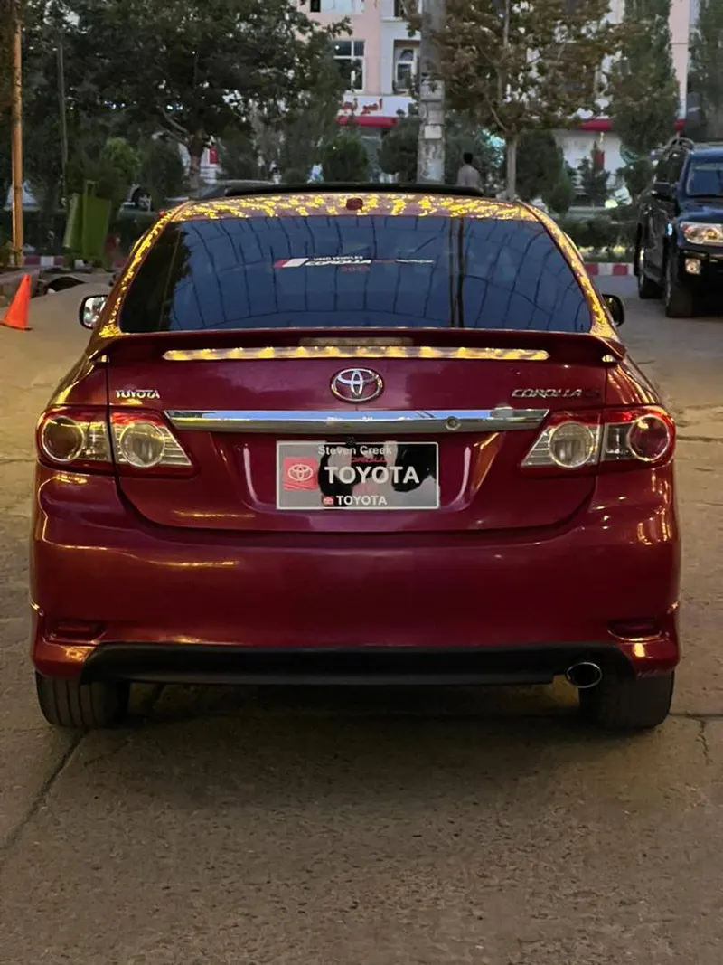 Toyota Corolla 2010 (2)