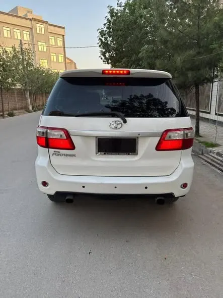 Toyota 4 Runner 2010 (2)