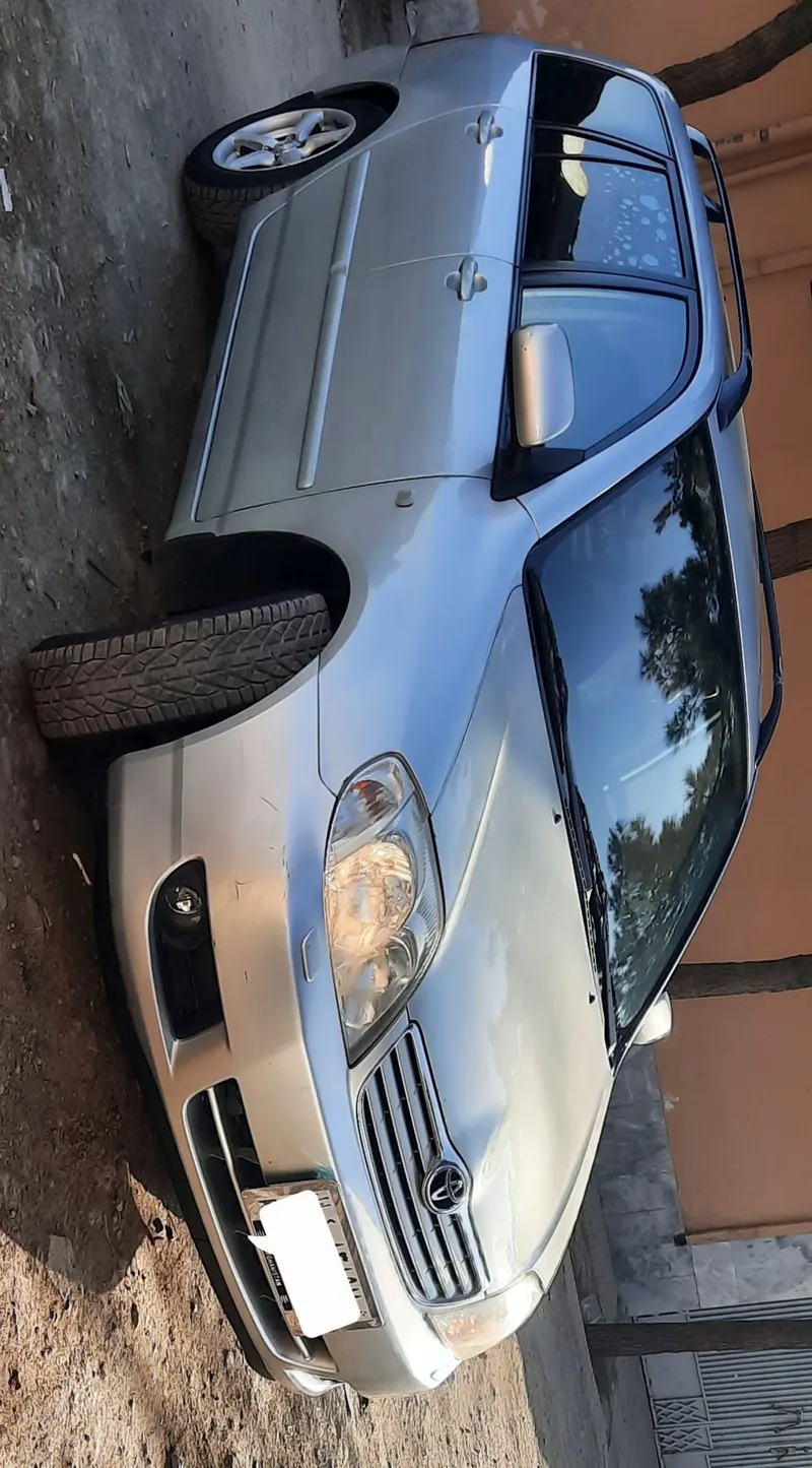 Toyota Fielder 2005 (1)