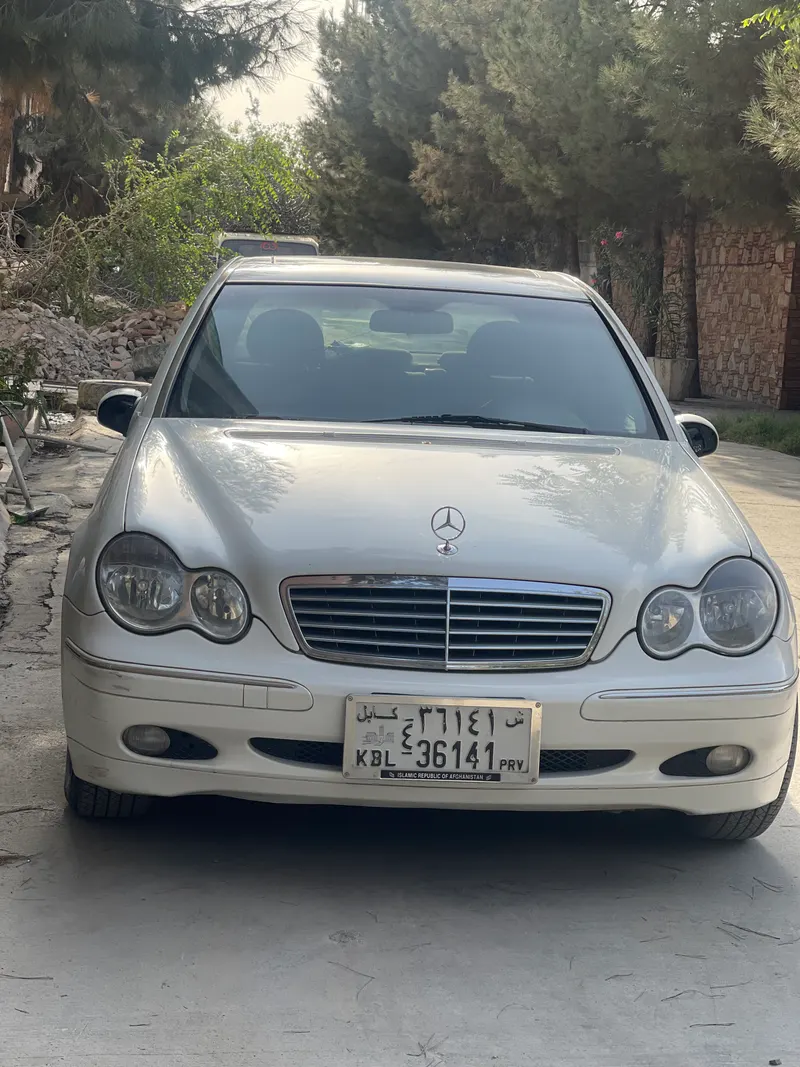 Mercedes-Benz 2001 (1)