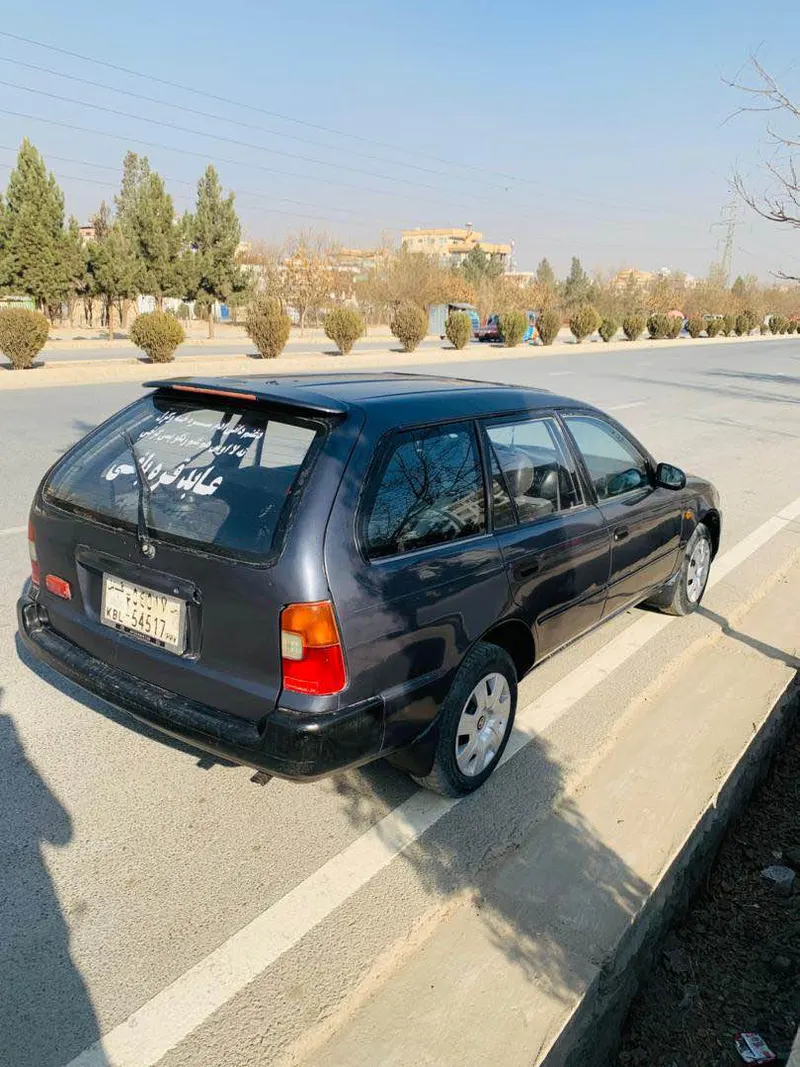 Toyota Corolla 1993 (3)