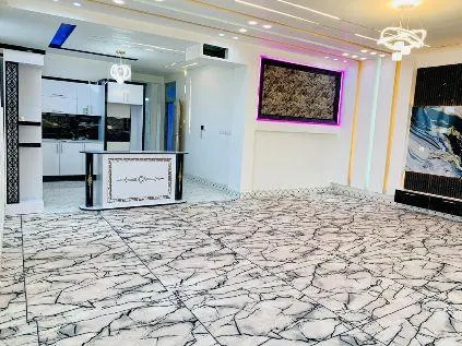 د پلورنې لپاره نوی درې پوړیز کور، 5 خونې، 130 m² (2)