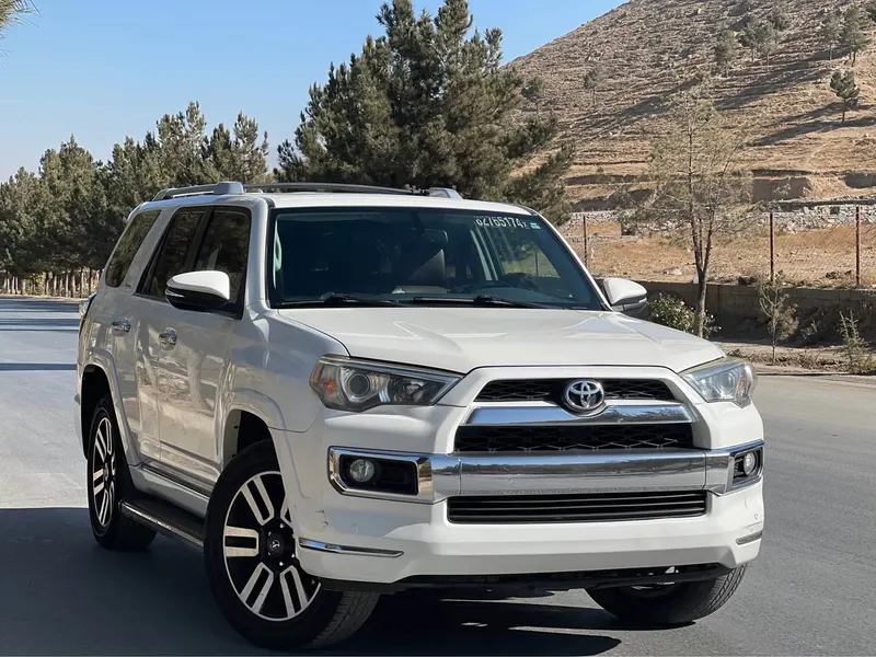 Toyota 4 Runner 2014 (1)