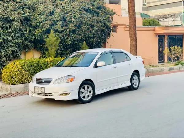 Toyota Corolla 2005 (1)