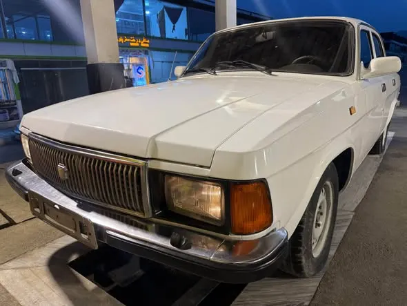 GAZ Volga (1)