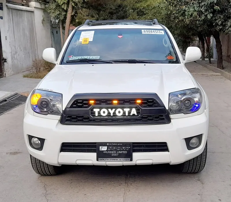 Toyota 4Runner Limited 2007 (2)