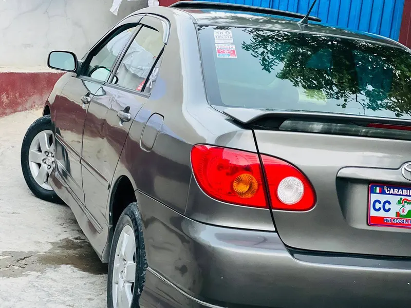 Toyota Corolla 2006 (3)