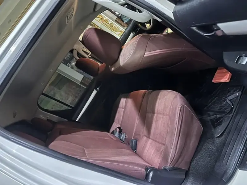 Toyota Hilux SR5 2019 (4)