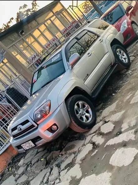 Toyota 4 Runner 2004 (2)
