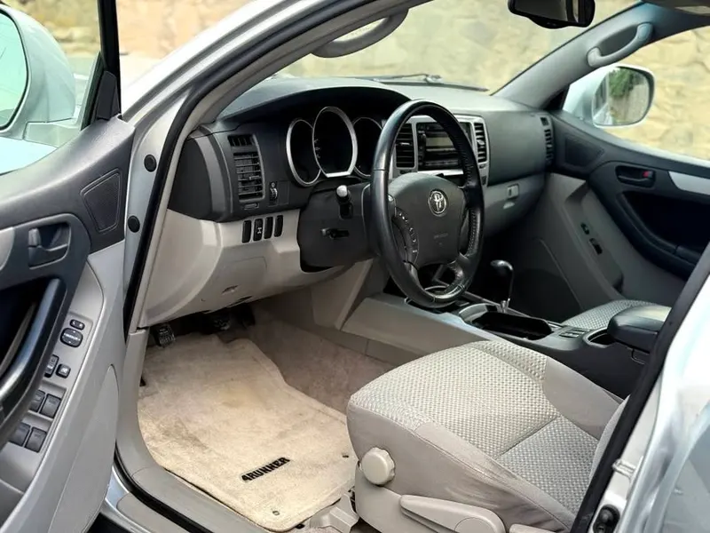 Toyota 4 Runner 2006 (4)