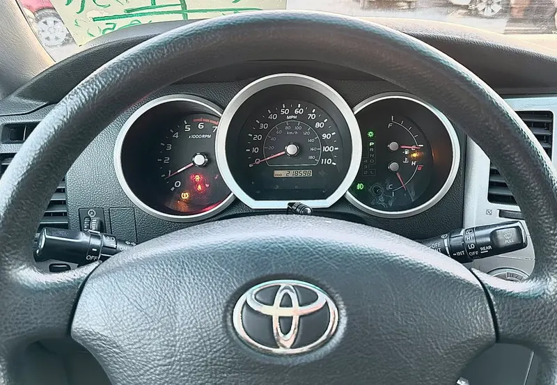Toyota 4Runner SR5 2009 (2)