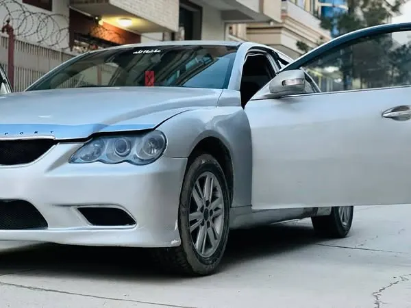 Toyota Mark X 2006 (2)