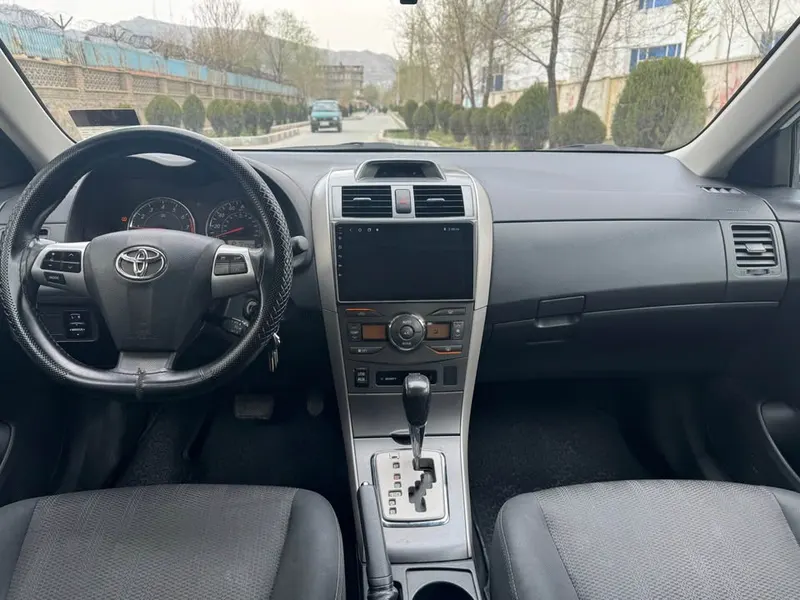 Toyota Corolla 2013 (4)