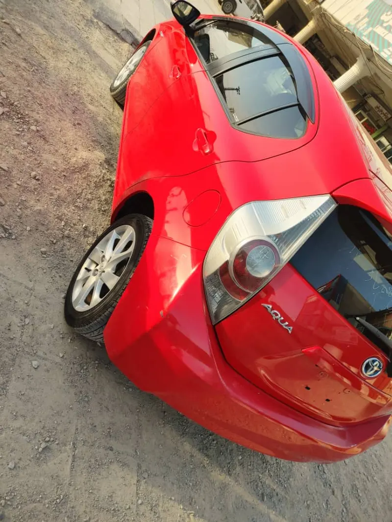 Toyota Aqua (1)
