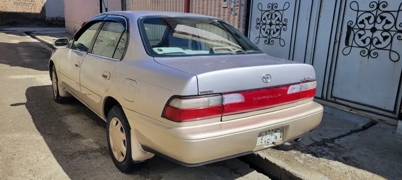 Toyota Corolla 1996 (1)
