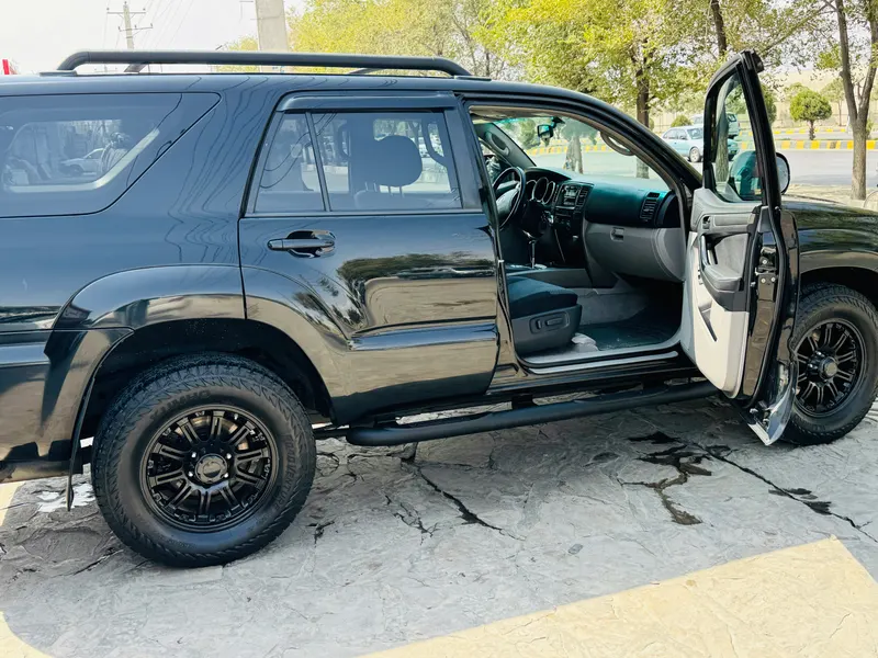 Toyota 4Runner Sport 2006 (2)