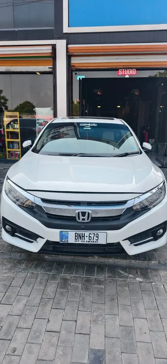 Honda Civic 2017 (2)