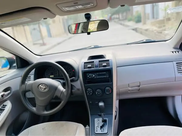 Toyota Corolla 2009 (4)