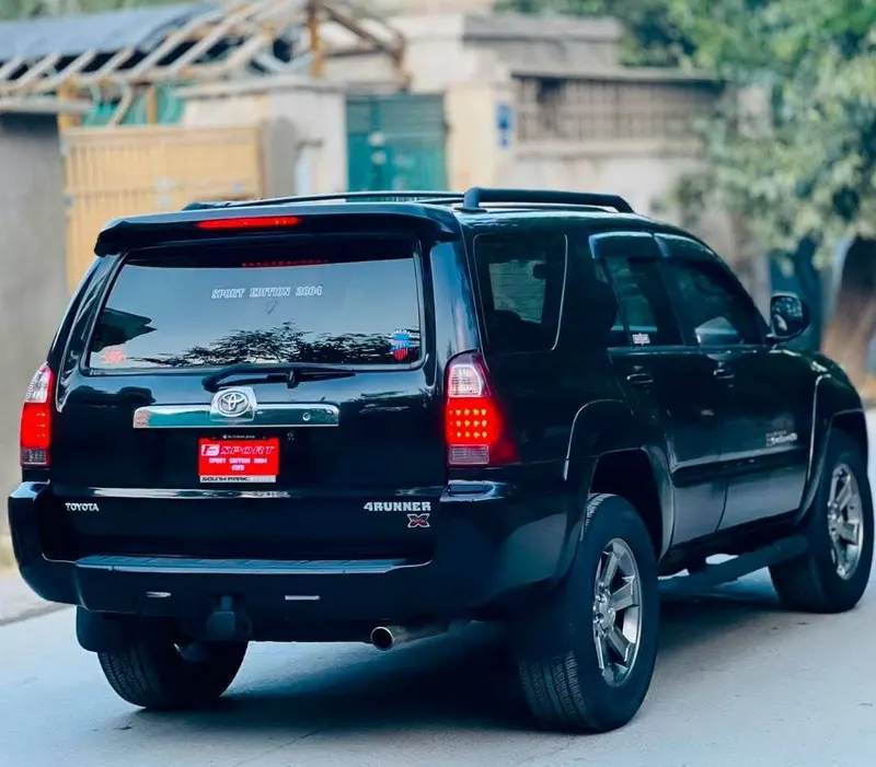 Toyota 4Runner 2003 (6)