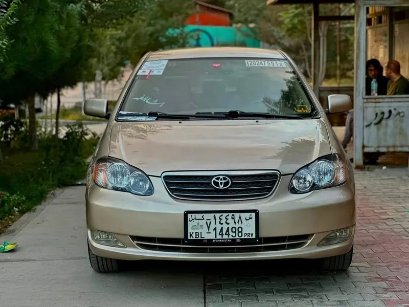 Toyota Corolla LE 2005 (3)