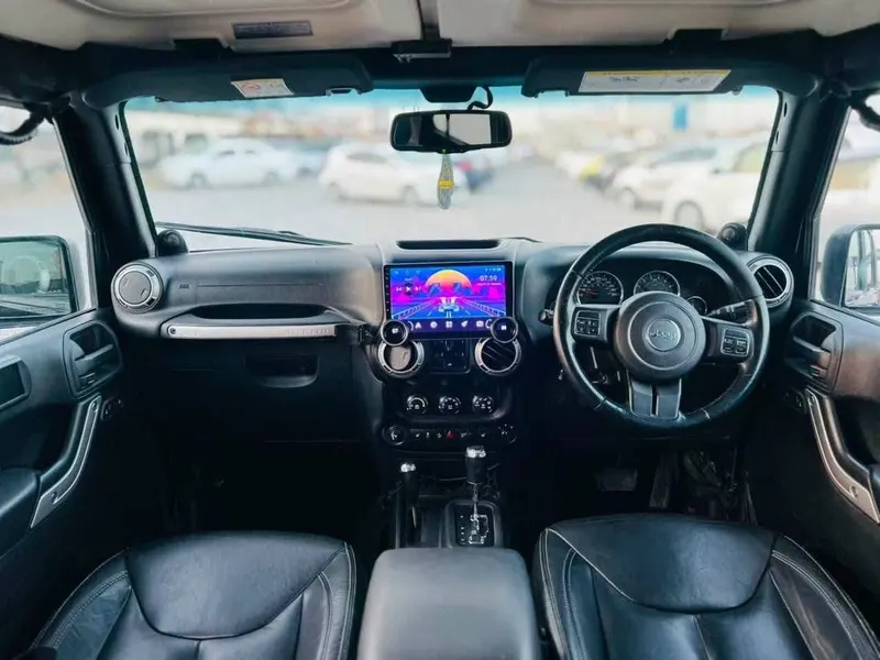 Jeep Wrangler Unlimited 2016 (7)