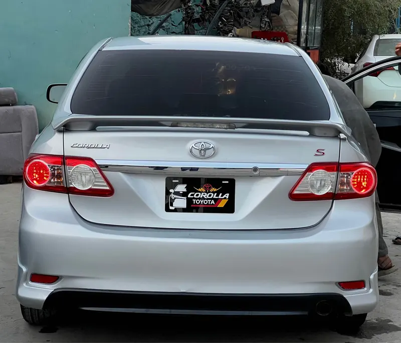 Toyota Corolla 2013 (3)