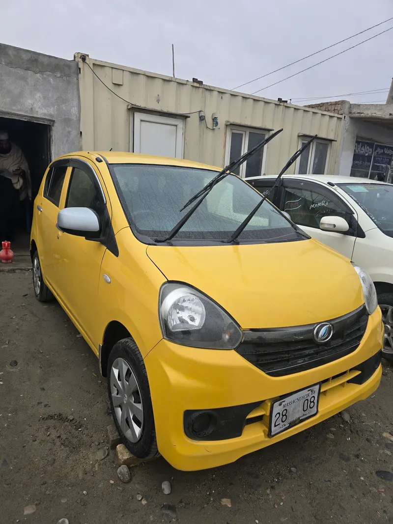 Daihatsu Mira 2016 (1)