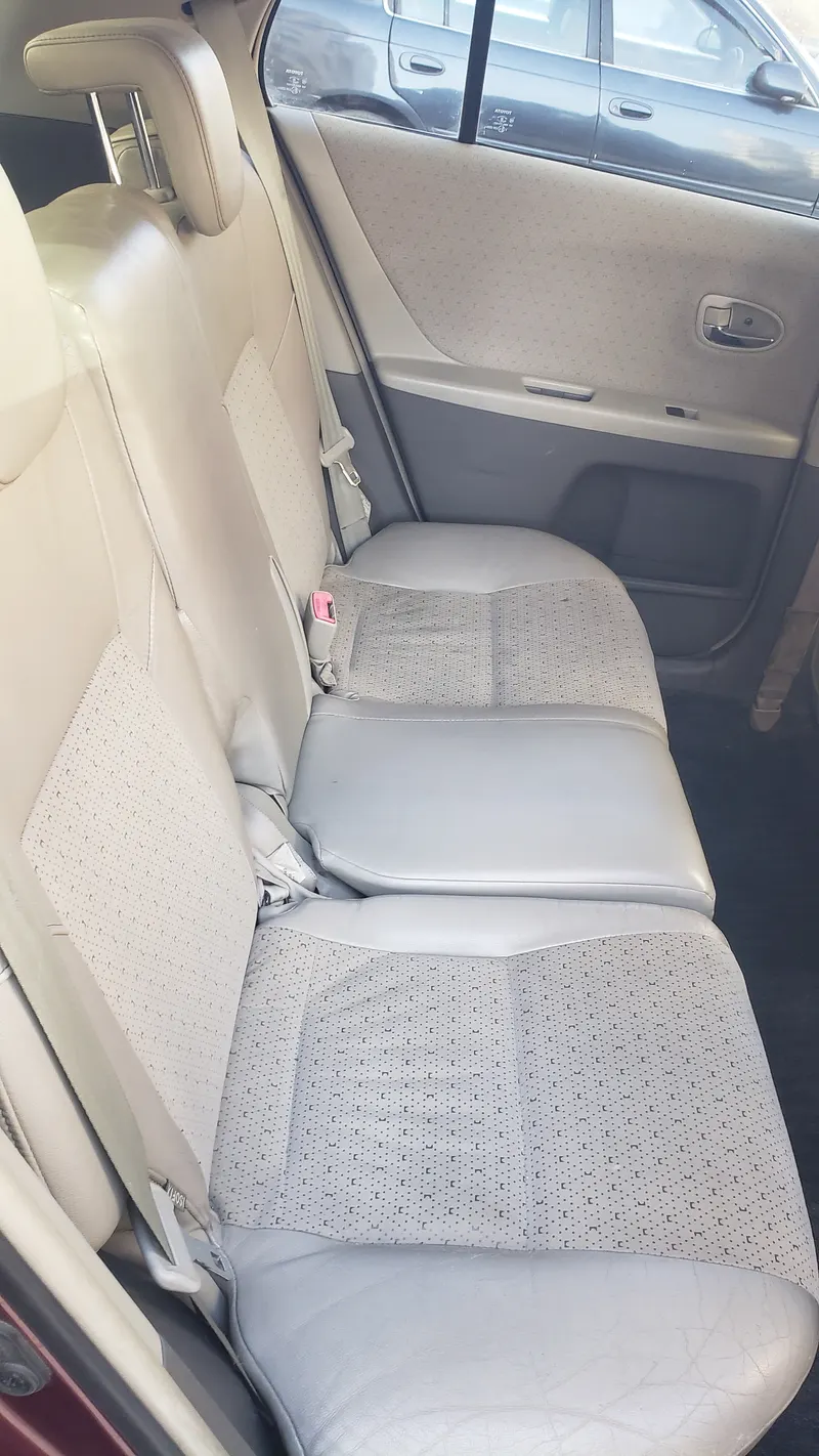 Toyota Vitz 2007 (7)