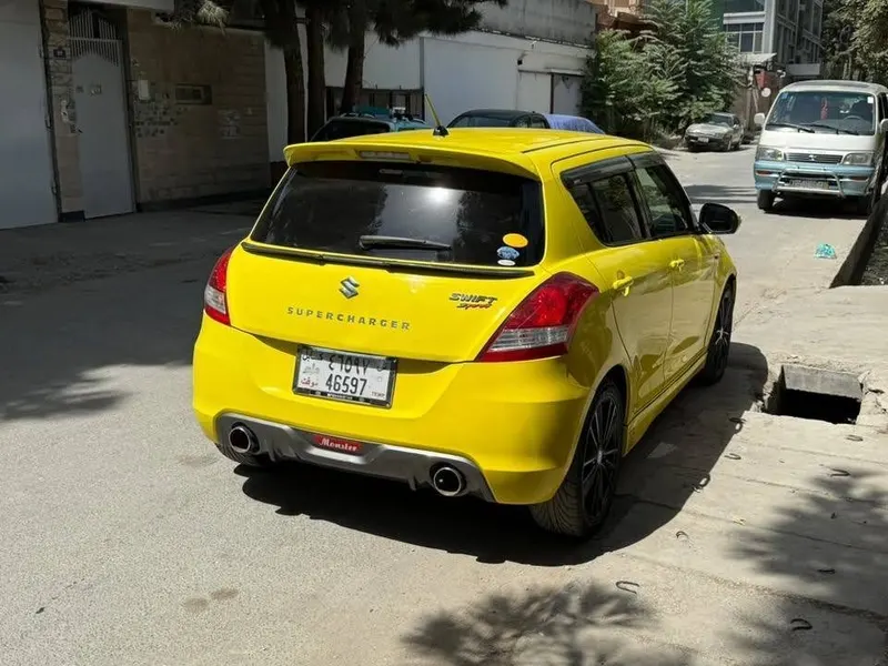 Suzuki Swift TRD 2013 (3)