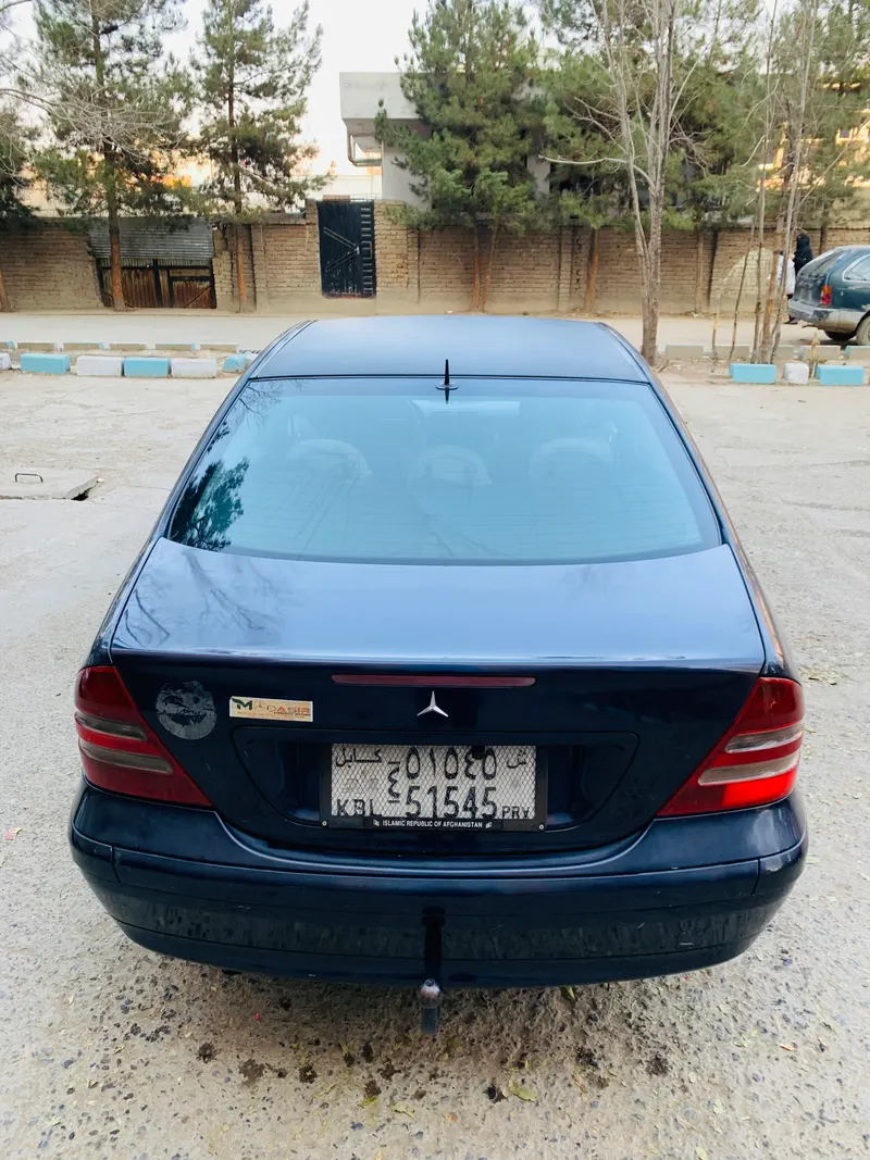 Mercedes-Benz C200 2003 (3)