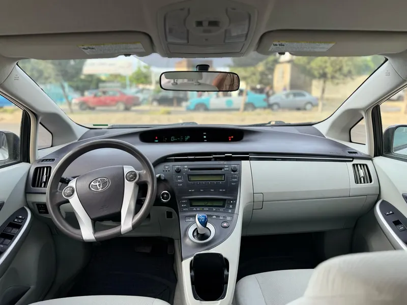Toyota prius 2010 (6)