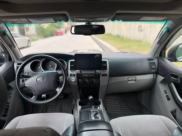 Toyota 4Runner 2008 (3)
