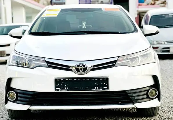 Toyota Corolla 2015 (1)