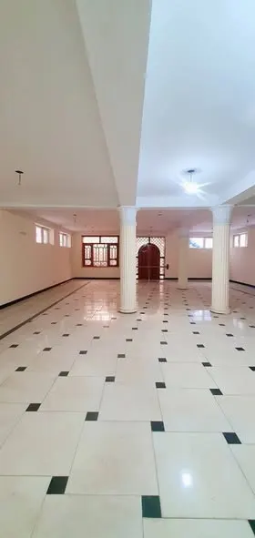House 4 floors for rent (3)