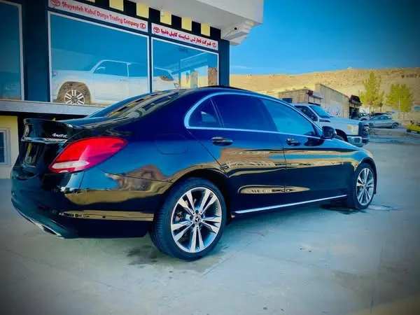 Mercedes-Benz 2016 (2)