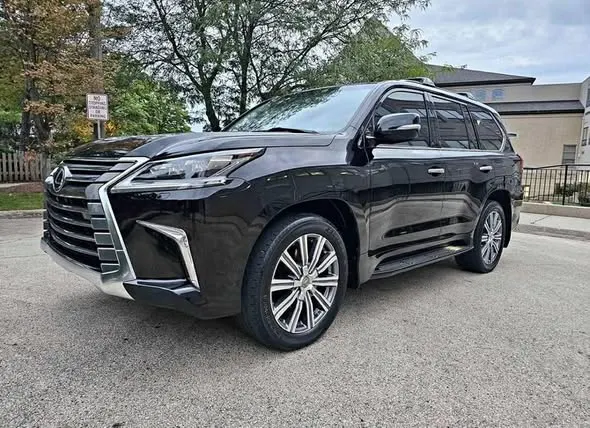 Lexus 2017 (1)