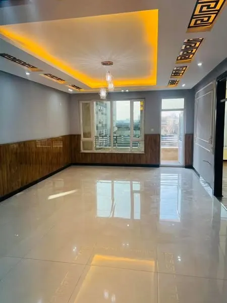 د پلورنې اپارتمان، 3 خونې، 170 m²، دویم پوړ، ده بوری چوک (4)