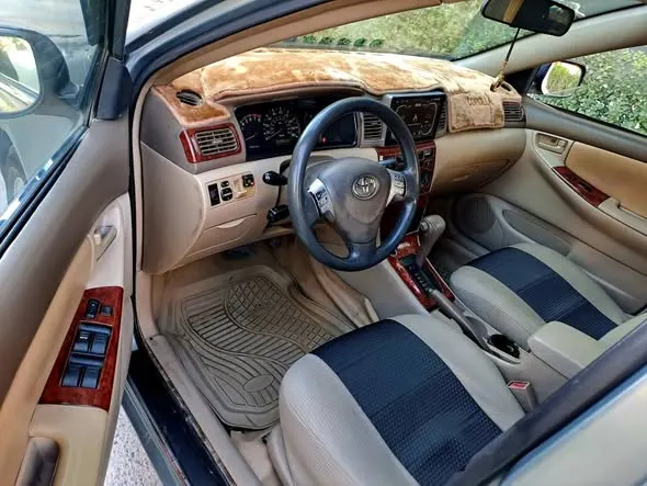 Toyota Corolla 2003 (4)