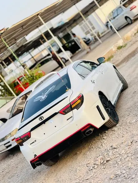 Toyota Mark X 2018 (3)