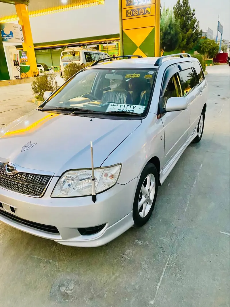 Toyota Fielder 2005 (1)