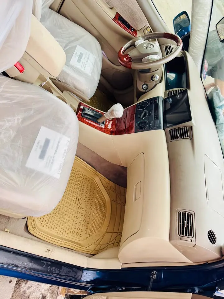 Toyota Corolla 2005 (4)
