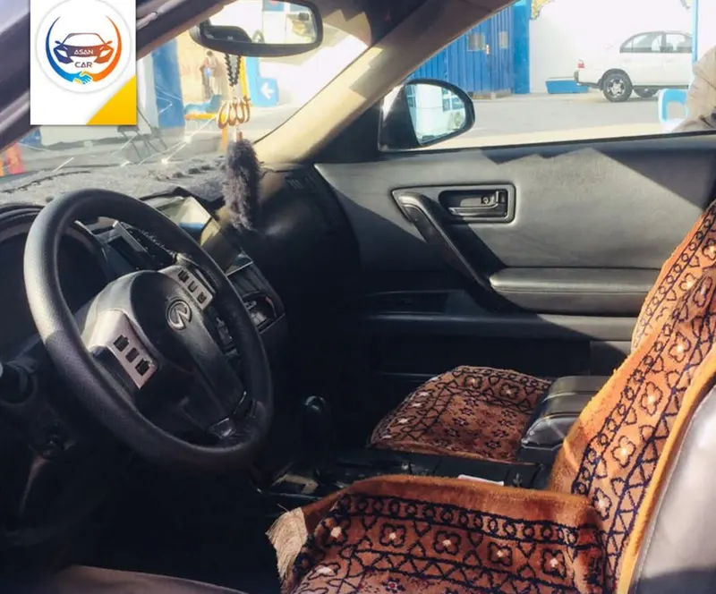Infiniti 2004 (5)