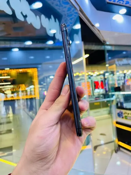 iPhone Xs Max (3)