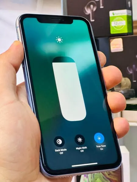 آیفون XR (2)