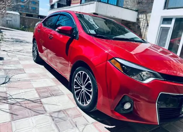 Toyota Corolla 2014 (1)