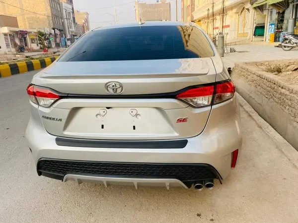 Toyota Corolla 2021 (2)